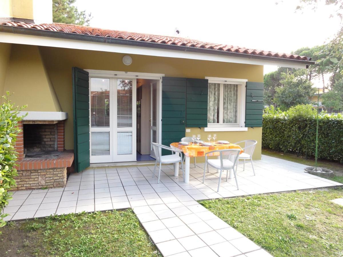 Villaggio Michelangelo Bibione Exteriör bild